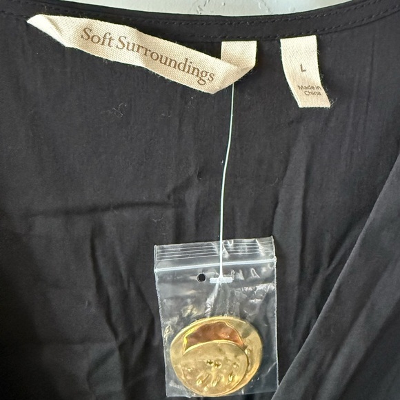 Soft Surroundings|Black Button-Up Blouse with oversized Gold plated buttons•NWT - Picture 11 of 14